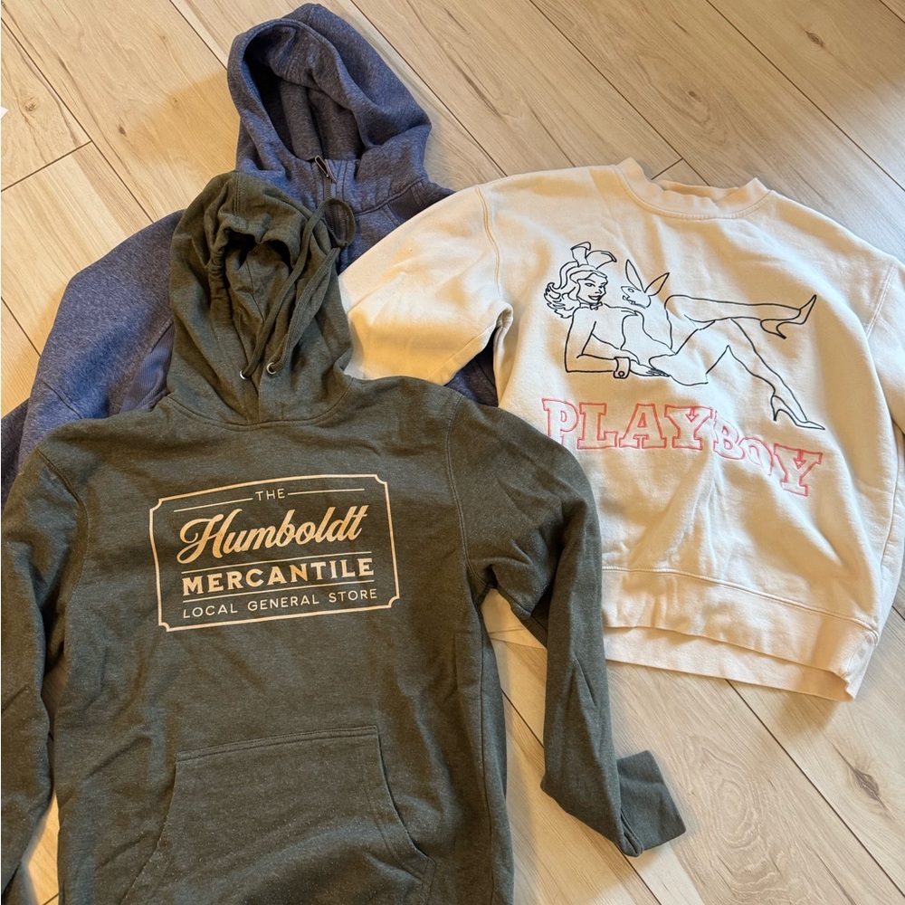 Resellers hoodie and crew neck set